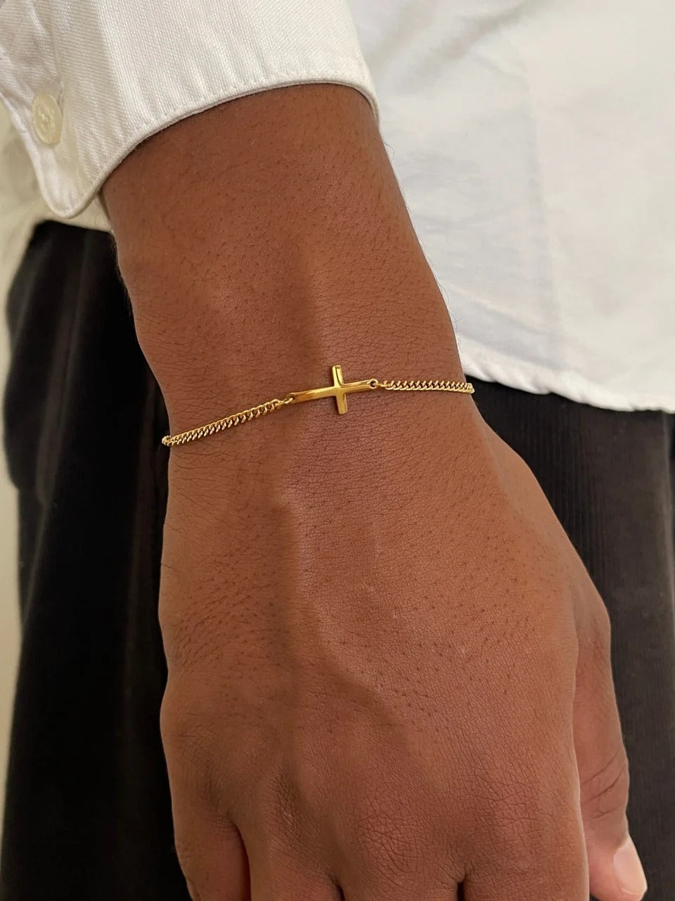 Cross Bracelet ® Gold